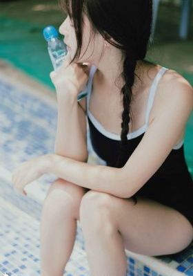 国产日韩精品视频无吗-啦啦高清免费国语