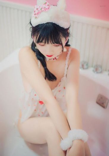 亚洲激情开心五月婷婷-花絮高清在线观看